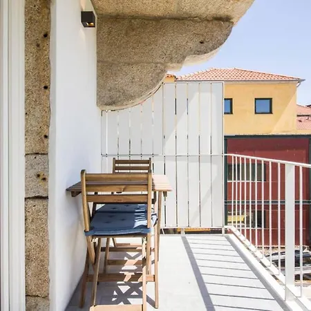 Vitoria Over The Roof I *