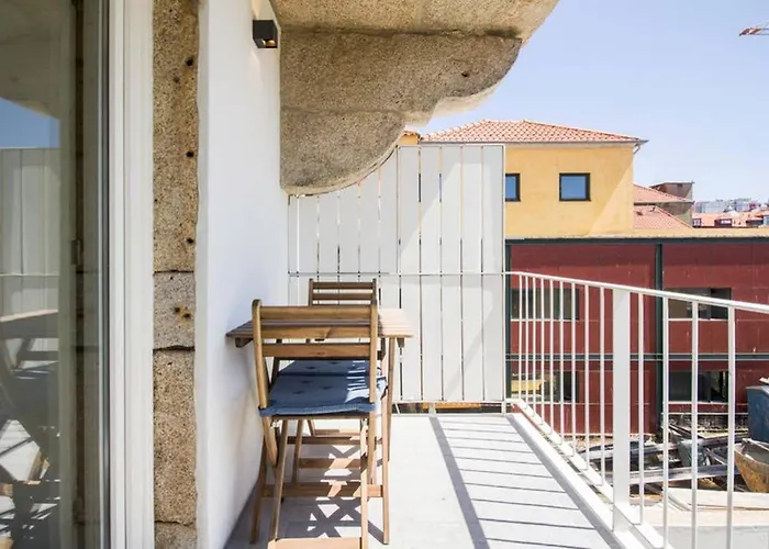 Vitoria Over The Roof I *