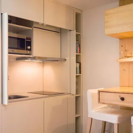 Vitoria Over The Roof I * Porto